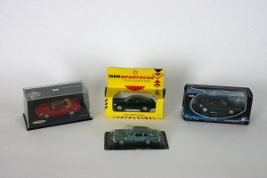 Various Aston Martin 1:43 models