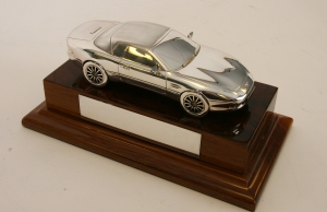 1:24 Aston Martin D7 Volante silver model in display case