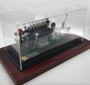 Ferrari 250 GTO running engine 1:6 scale by GMP